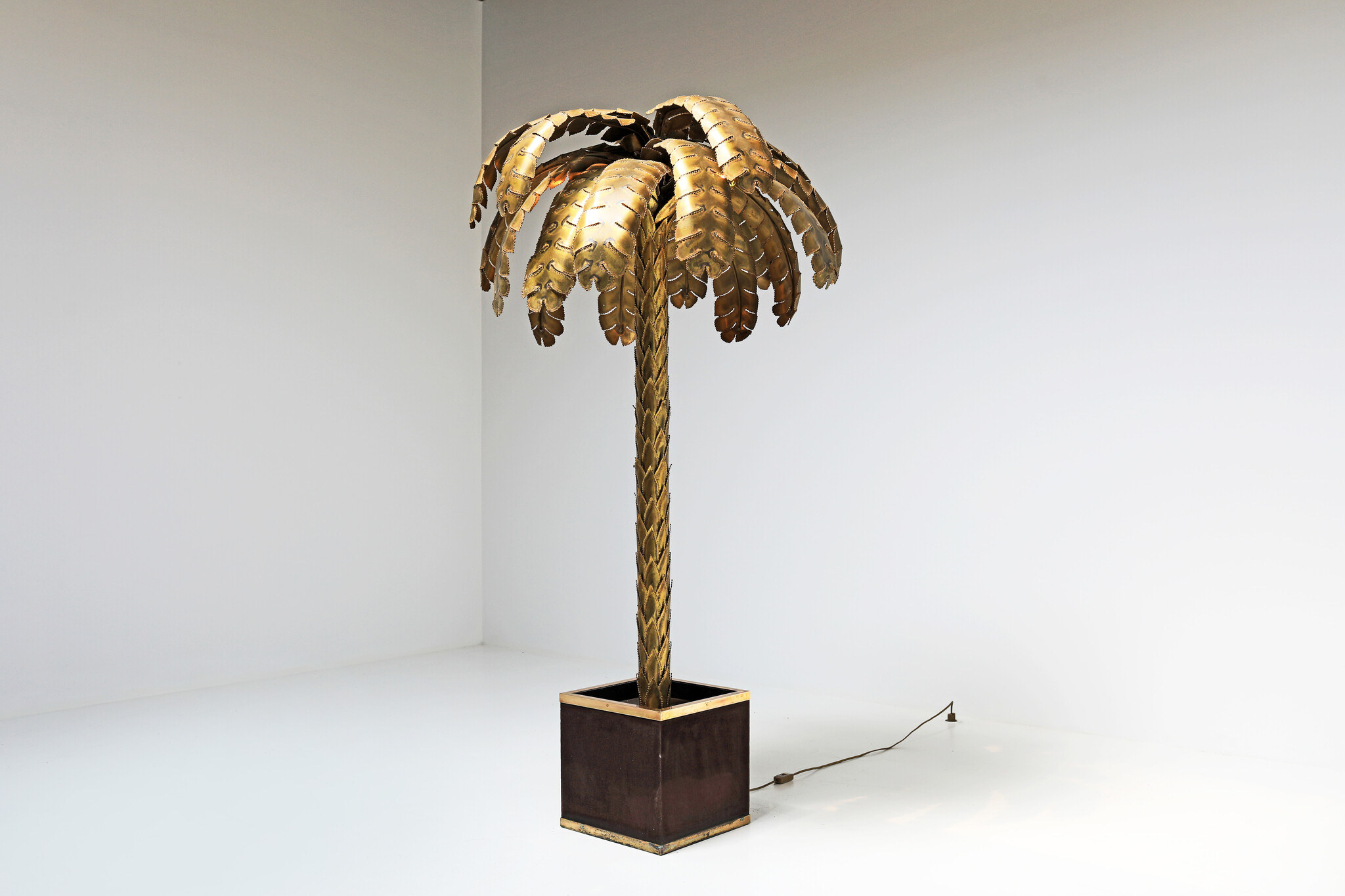 Large Maison Jansen palm tree lamp, 1970's