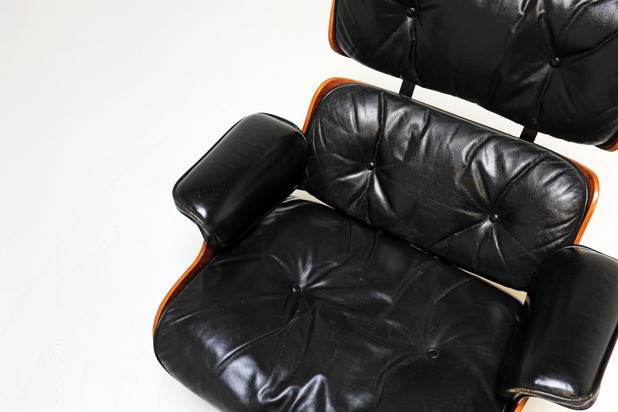 Vintage Eames Lounge  Chair Rose-wood voor Herman Miller, 1960's