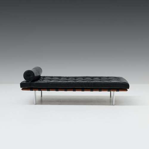 Knoll Daybed