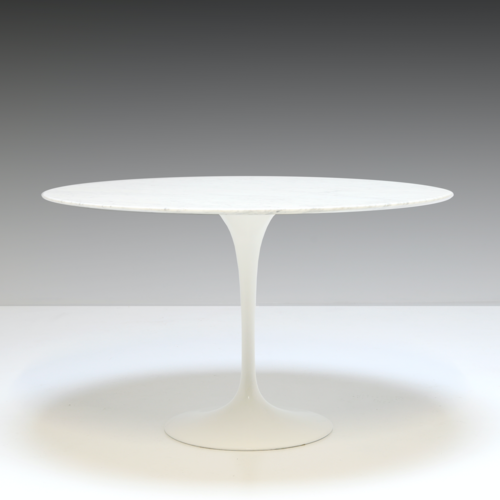 Knoll Tulip table