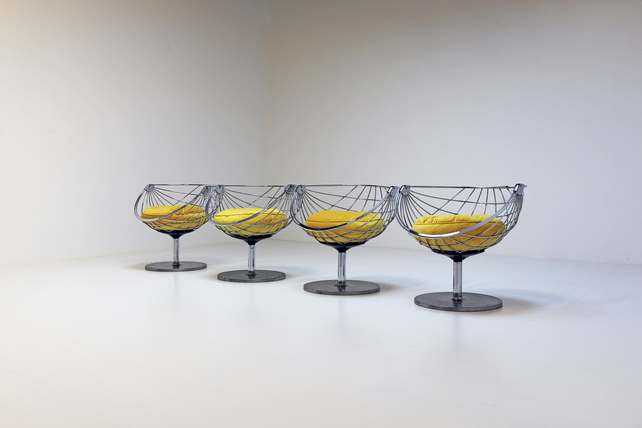 Atomic Ball Chairs van Rudi Verelst voor Novalux, 1974