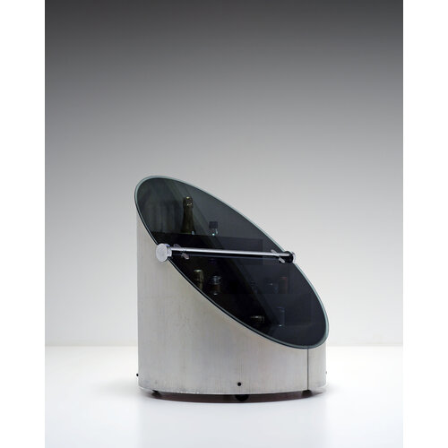 Mobile Bar by Claudio Salocchi
