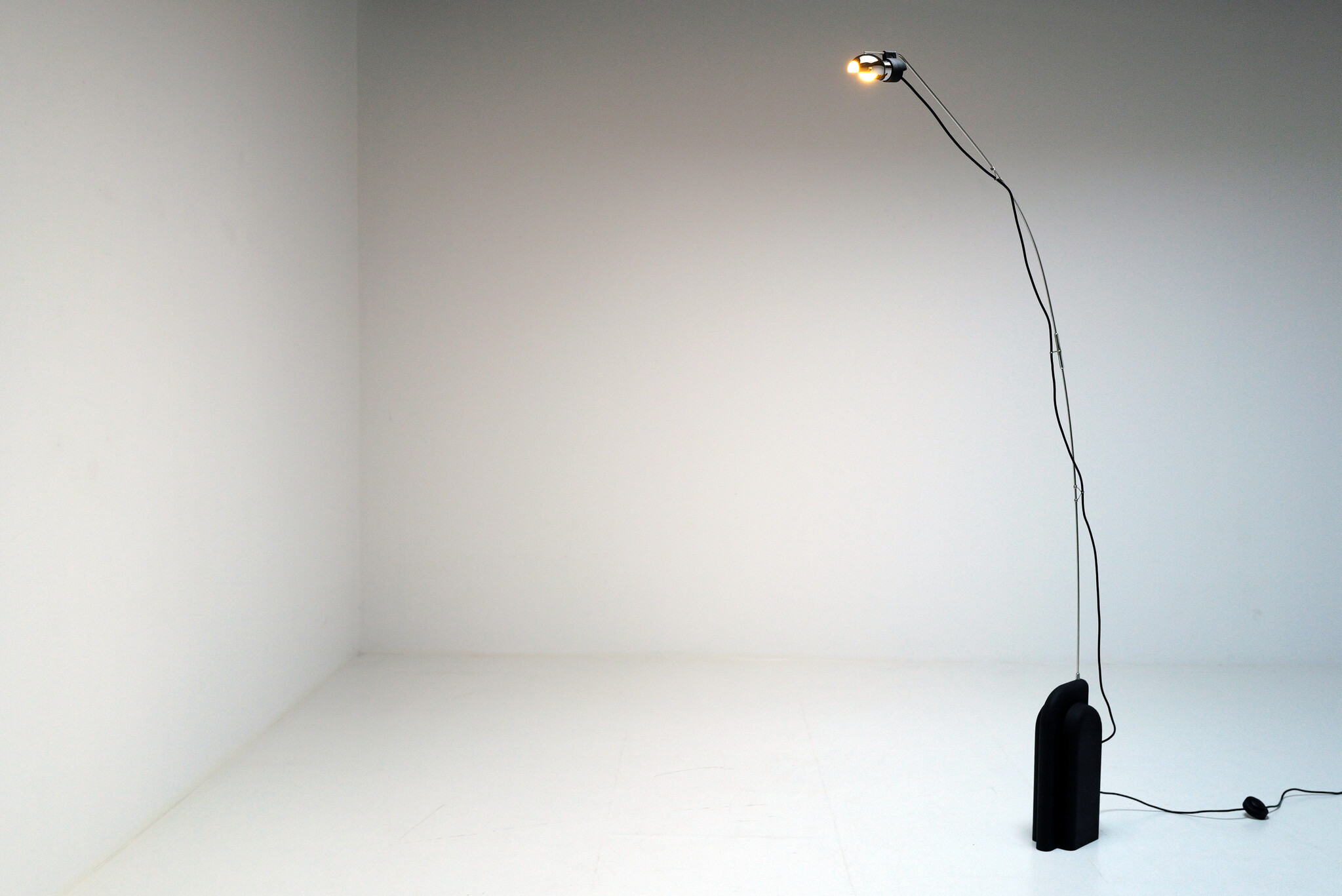 Floor lamp by Ennio Chiggoi for Lumenform, 1970's