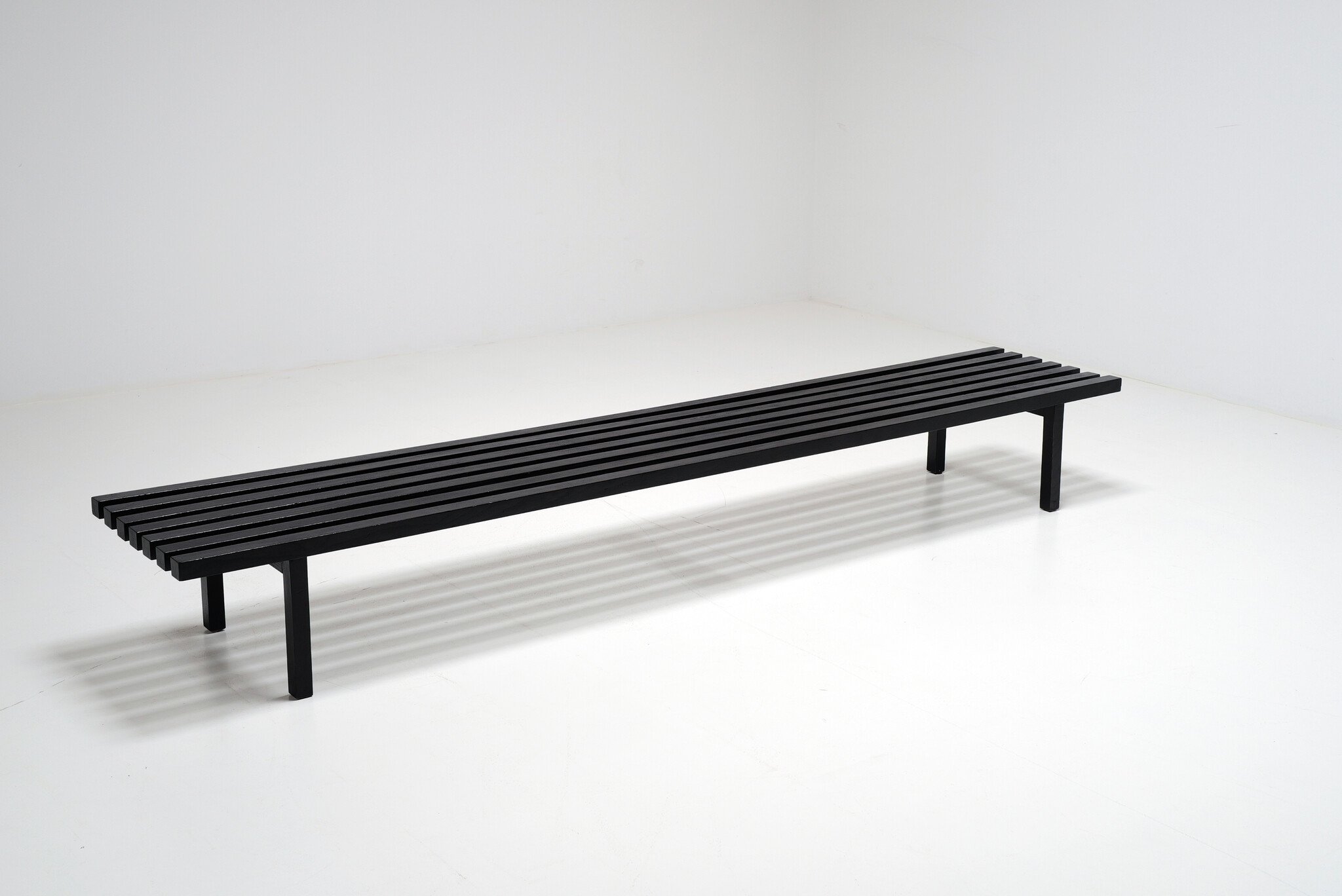 Banc en bois XXL, années 1970