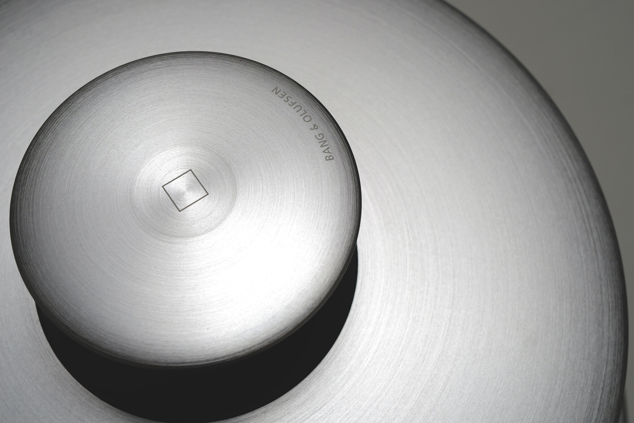 Enceintes Bang & Olufsen BeoLab 5
