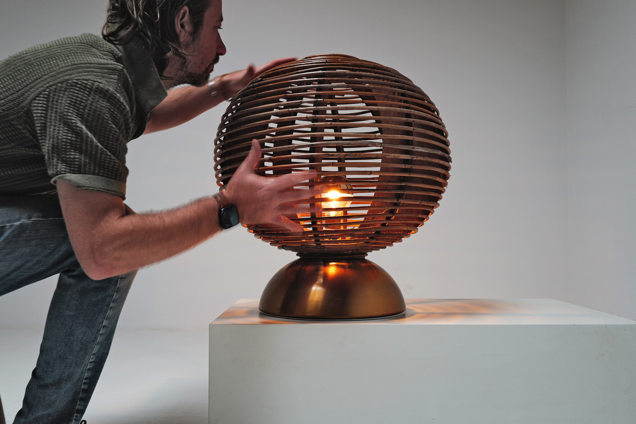 Lampe globe vintage en bambou, années 1970