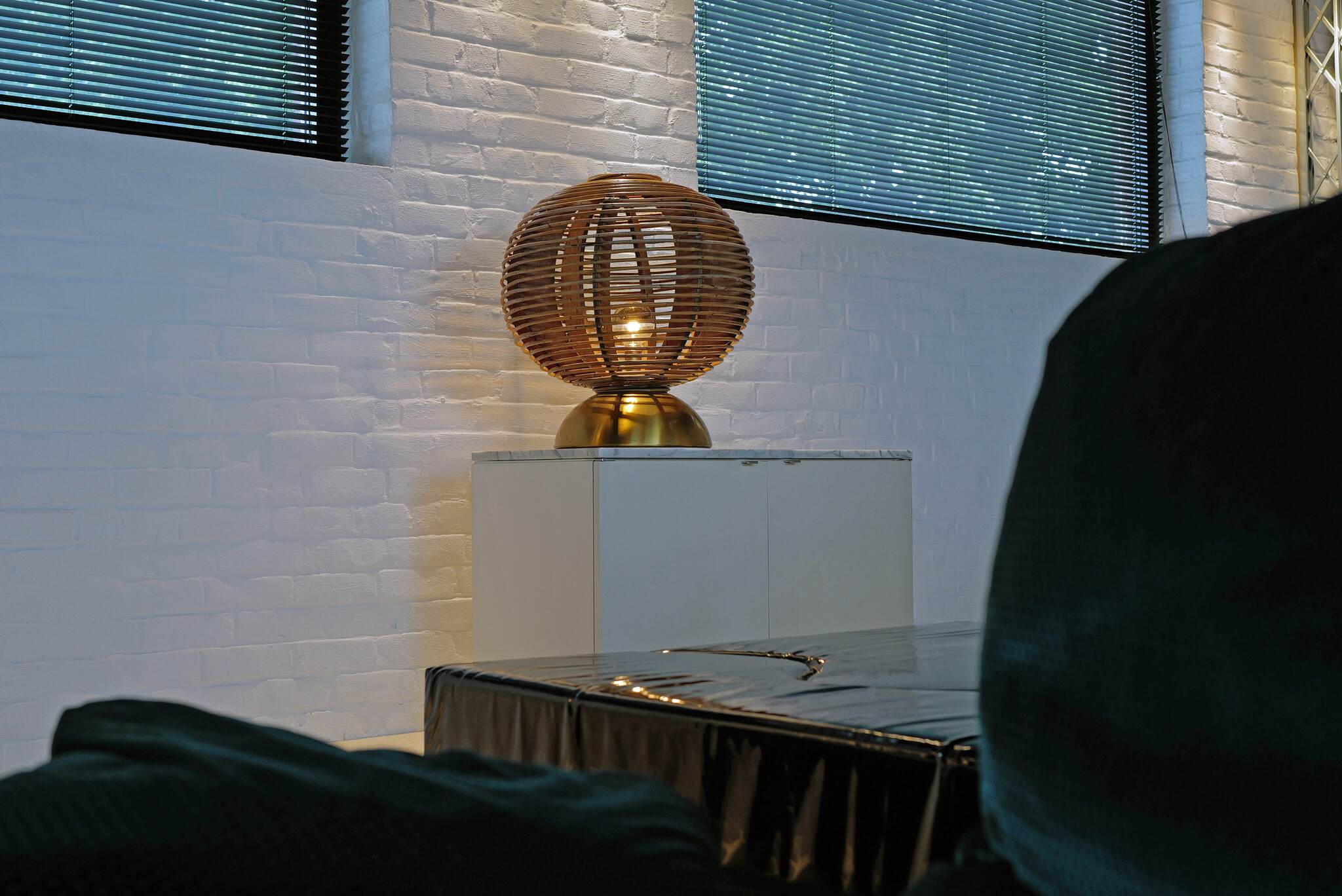 Lampe globe vintage en bambou, années 1970