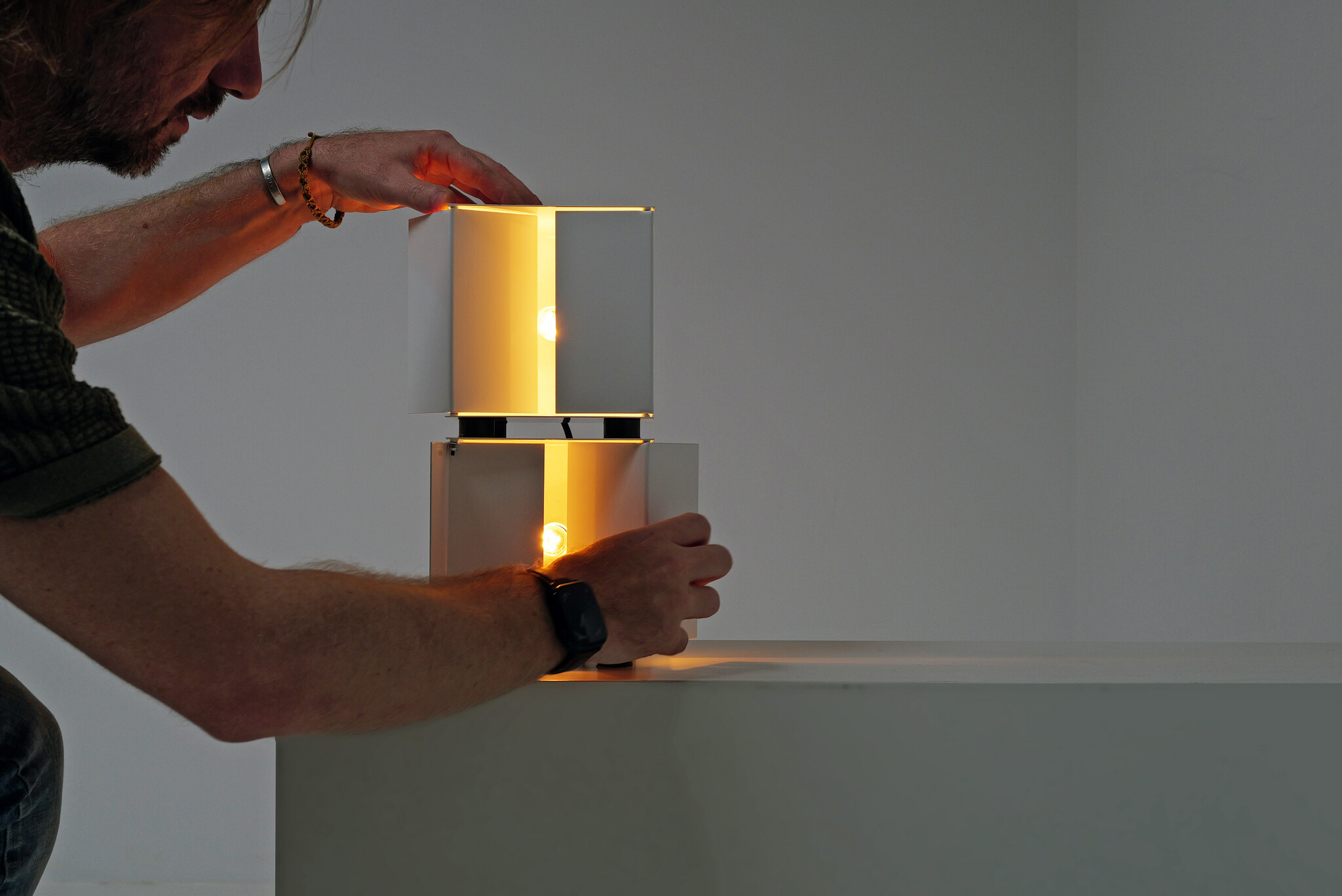 Lampe de table 3H attribuée par Paolo Tilche pour Sirrah, 1971