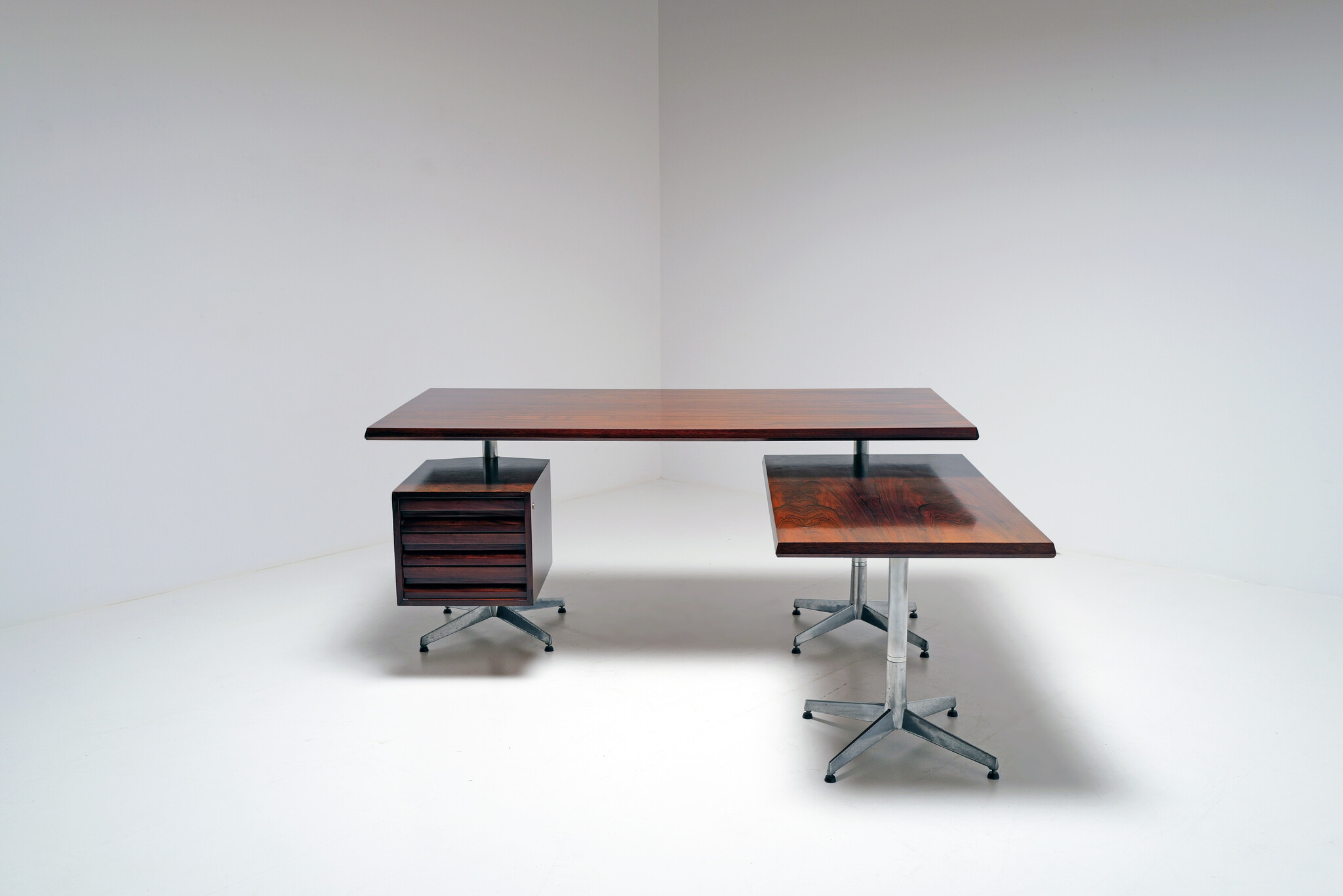 Executive desk by Osvaldo Borsani for Tecno Milan, 1956