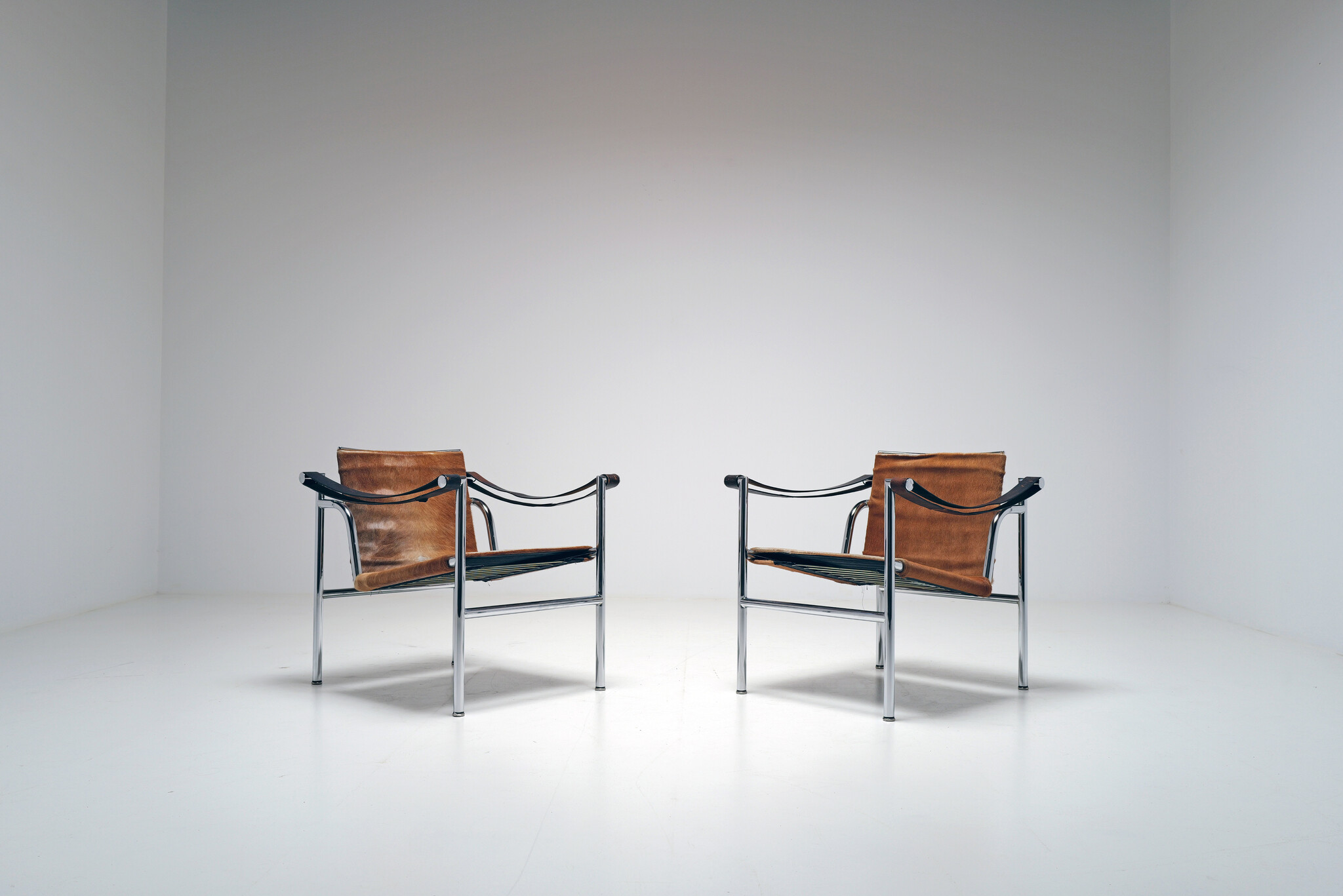 Koppel Lc1 van Le Corbusier voor Cassina, 1960's
