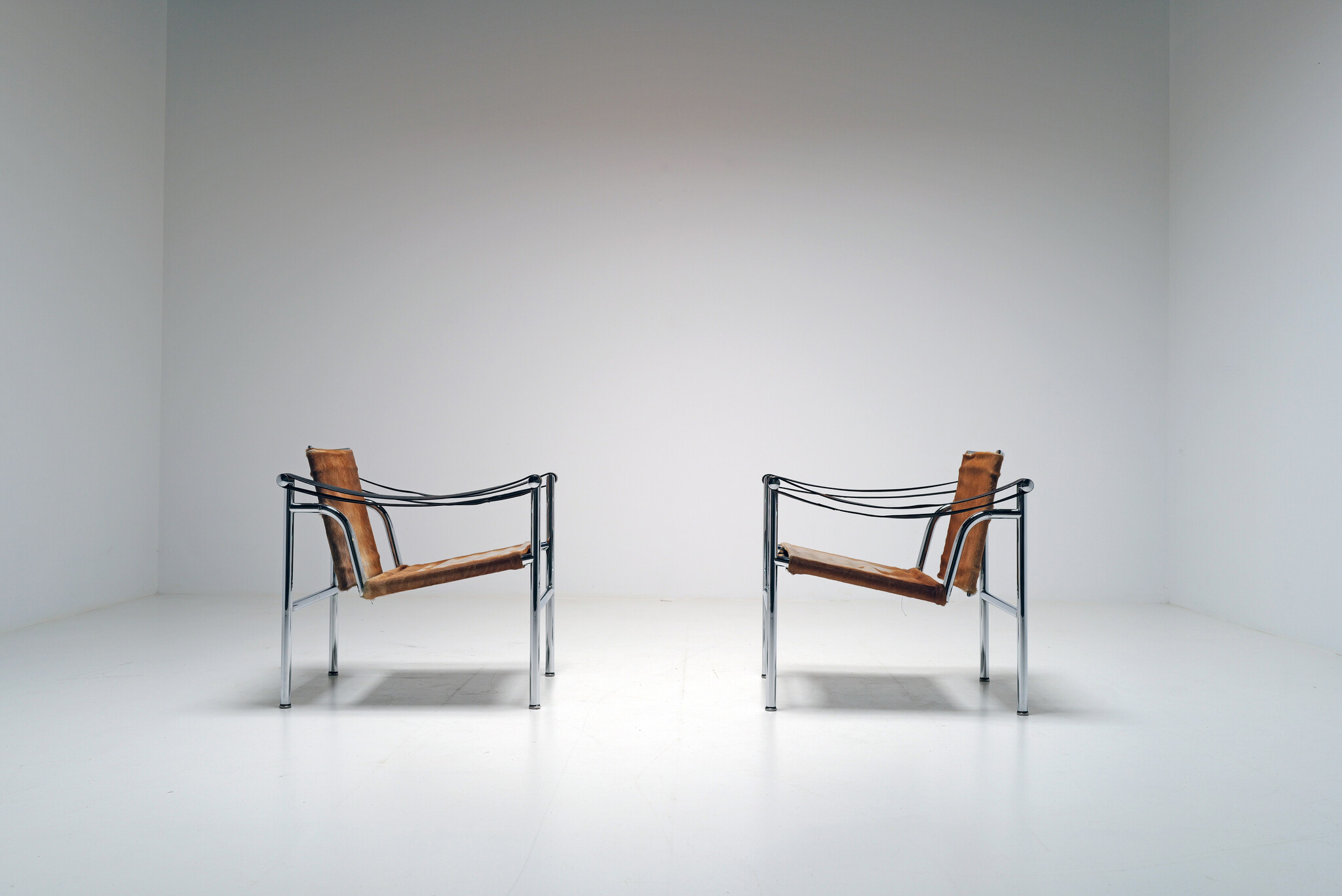 Koppel Lc1 van Le Corbusier voor Cassina, 1960's