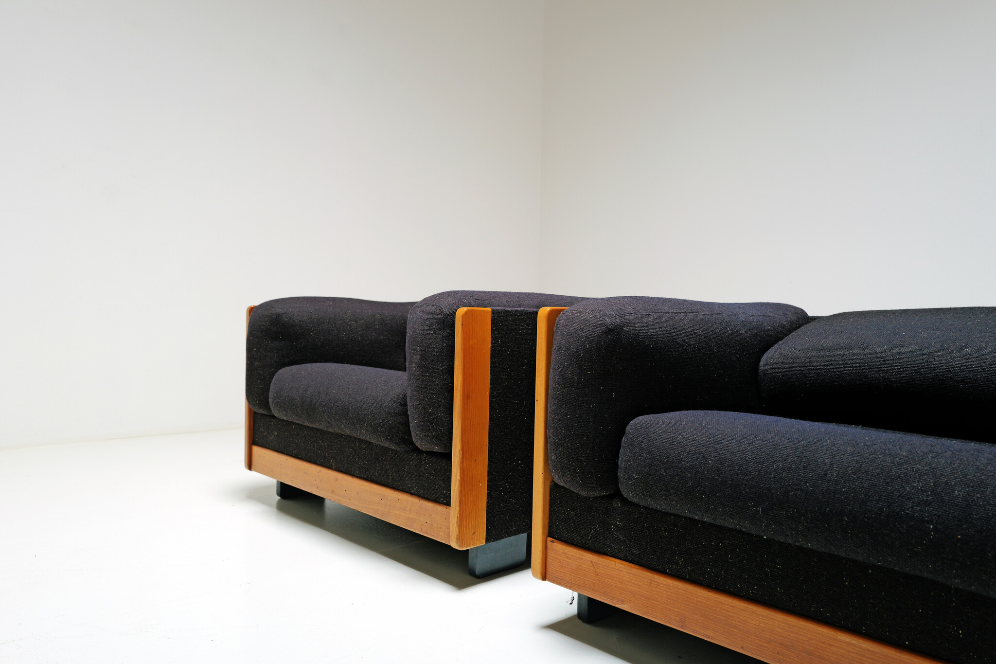 Afra & Tobia Scarpa clubs '920' for Cassina, 1970's