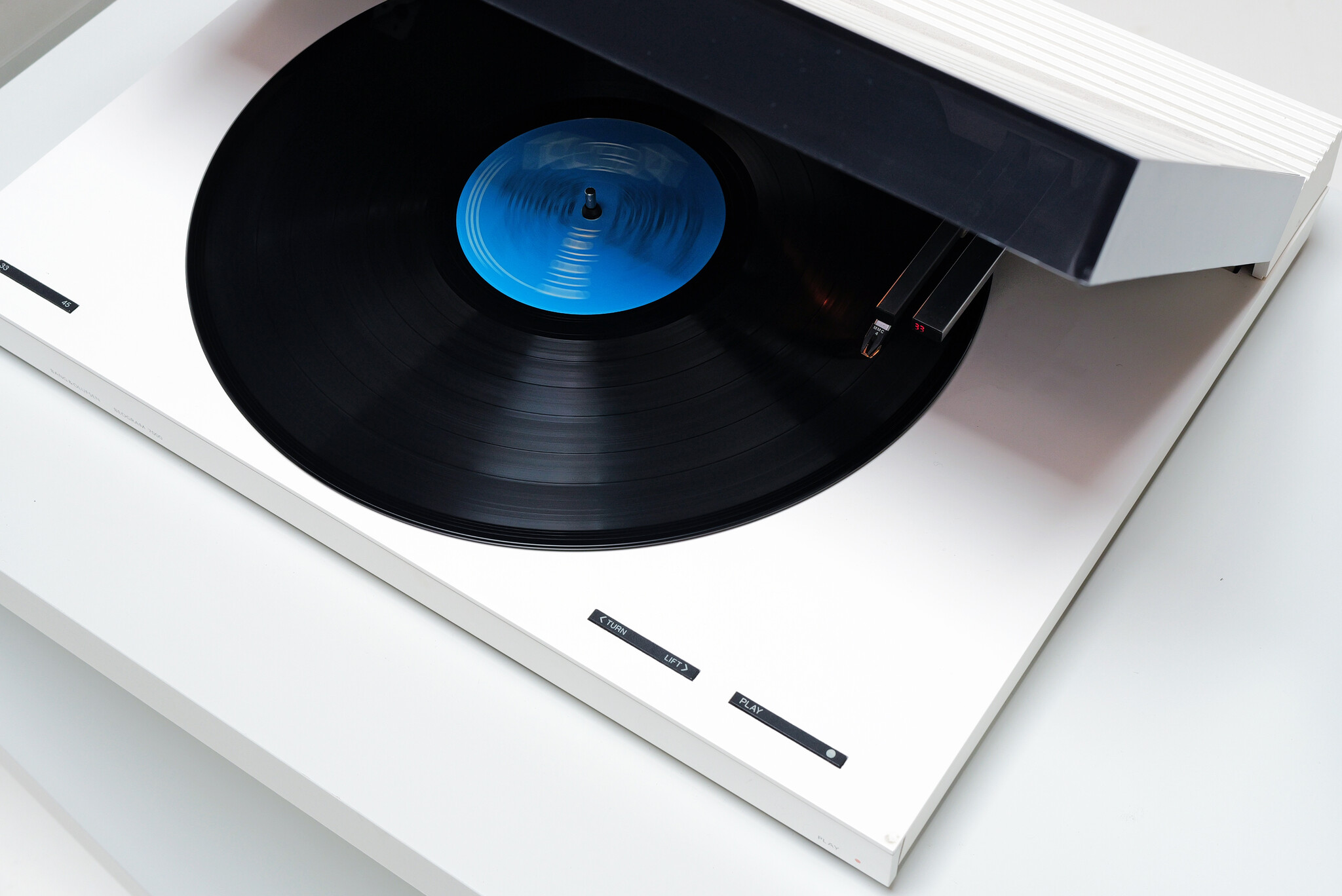 Bang & Olufsen BeoSystem 7000, 1990's