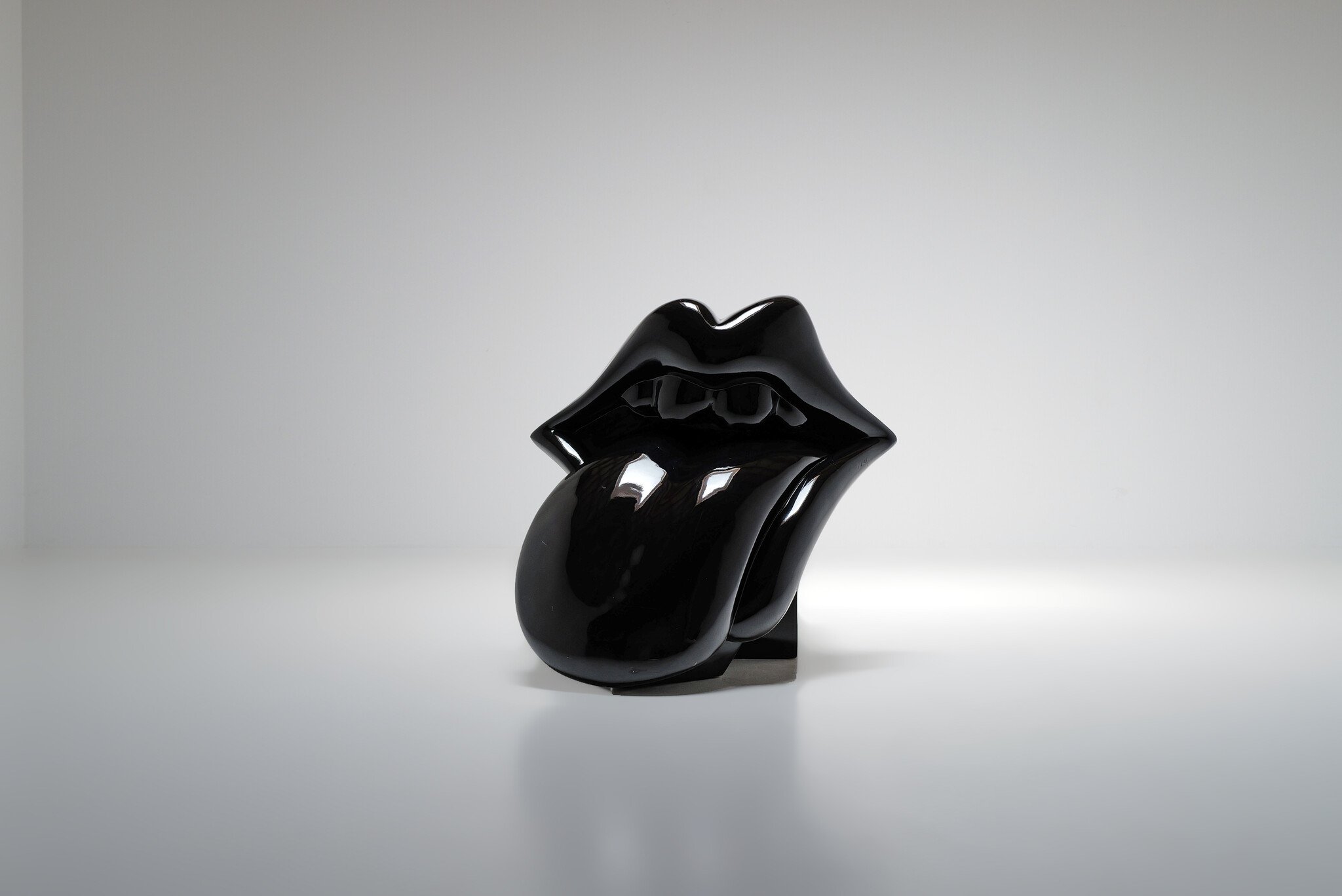 Rolling Stone chair