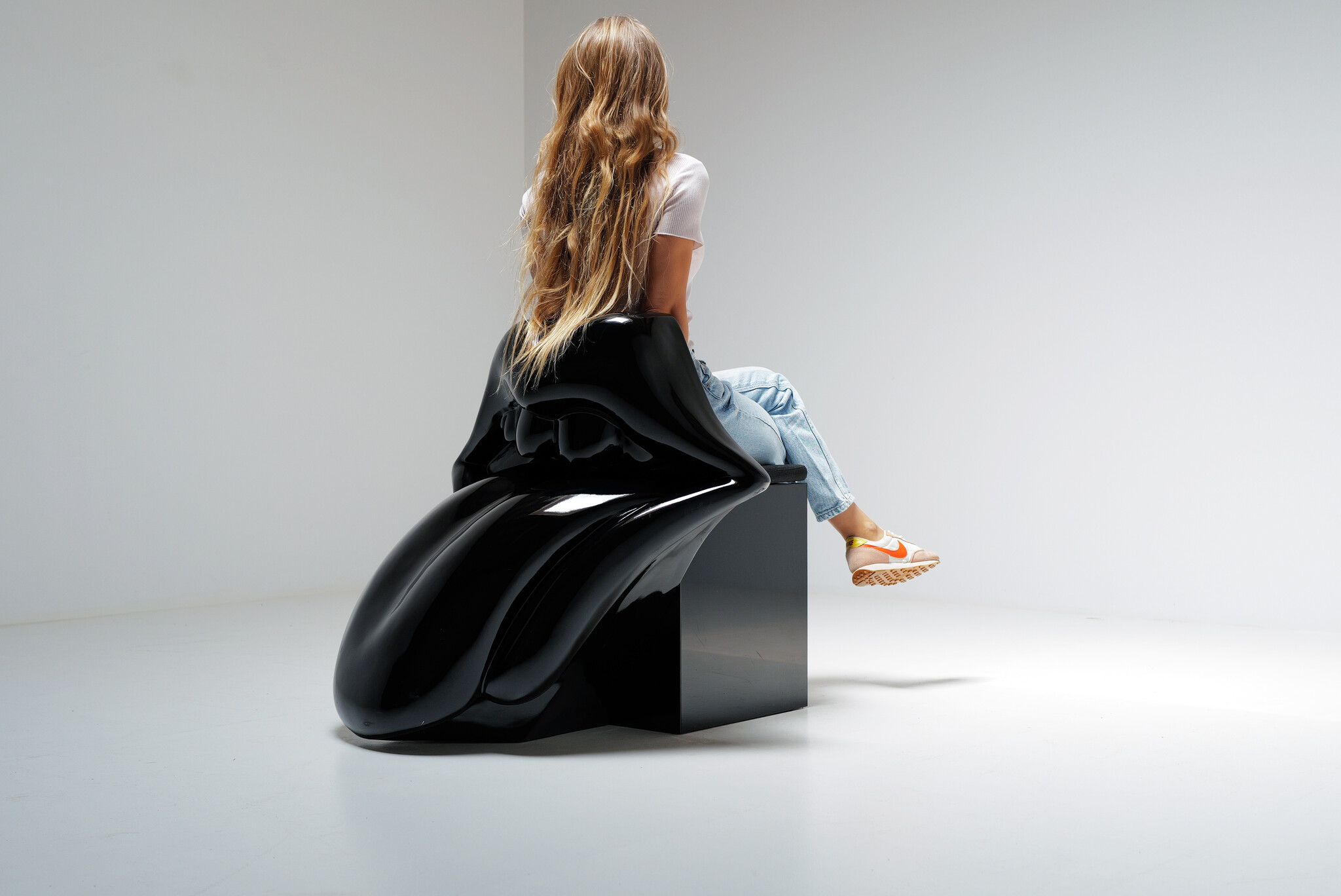 Rolling Stone chair