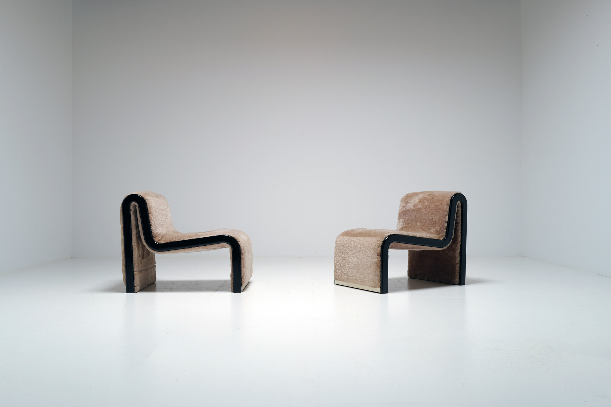 Set of postmodern lounge chairs, Italy, 1970s
