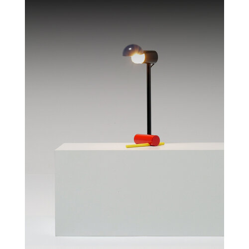 Gerrit Rietveld table lamp