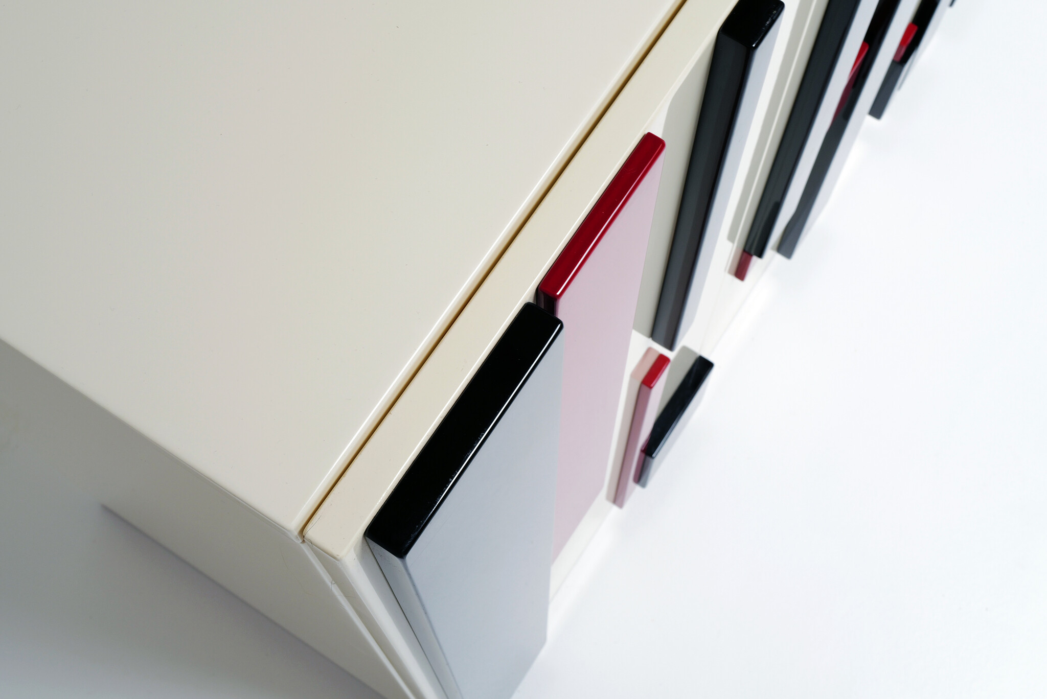Buffet modular de Ferruccio Laviani
