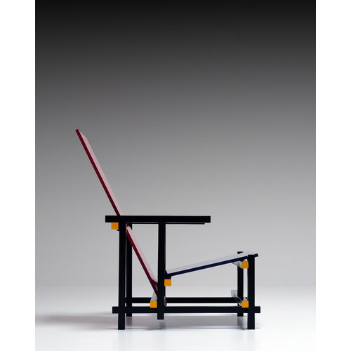 Chaise rouge et bleue de Gerrit Rietveld