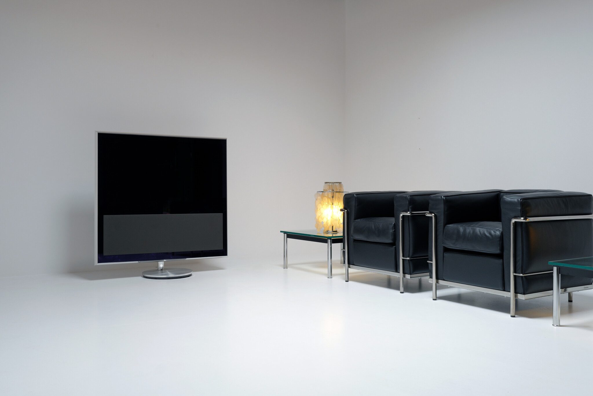 Bang & Olufsen BeoVision 10–46″ Noir piano