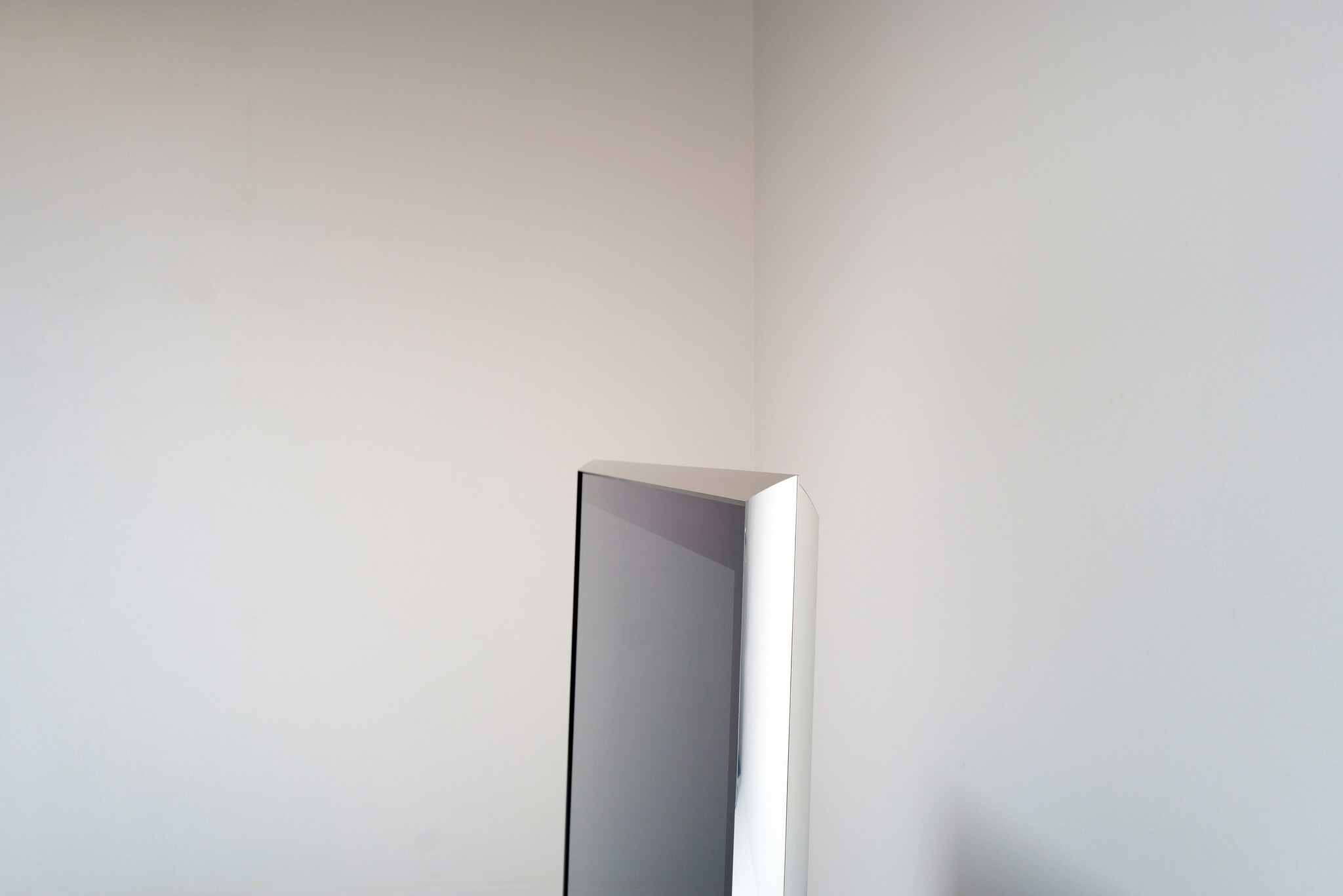 Bang & Olufsen BeoVision 10–46″ Noir piano