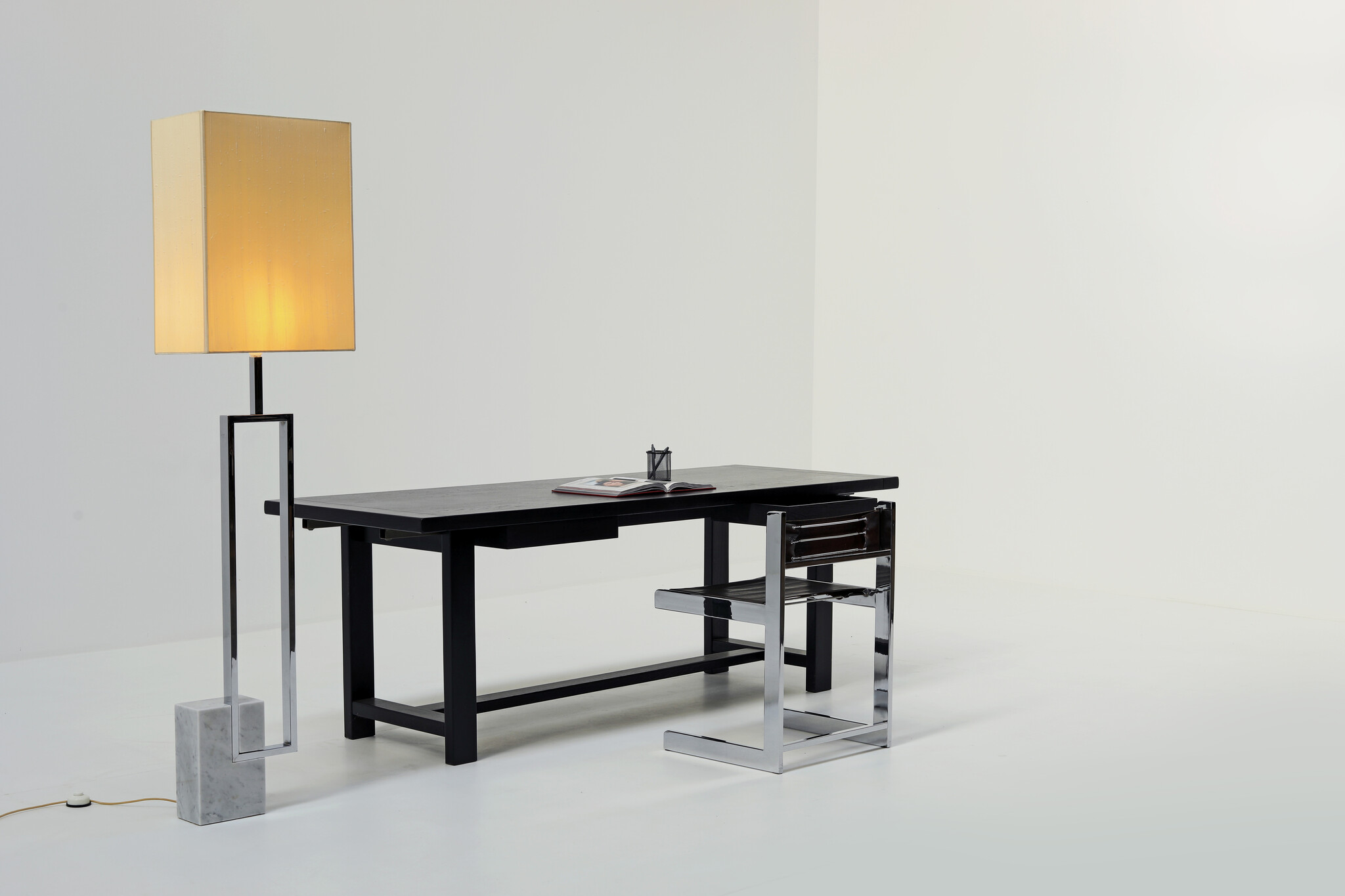 Table de bureau « EMY » Belgique, années 1960