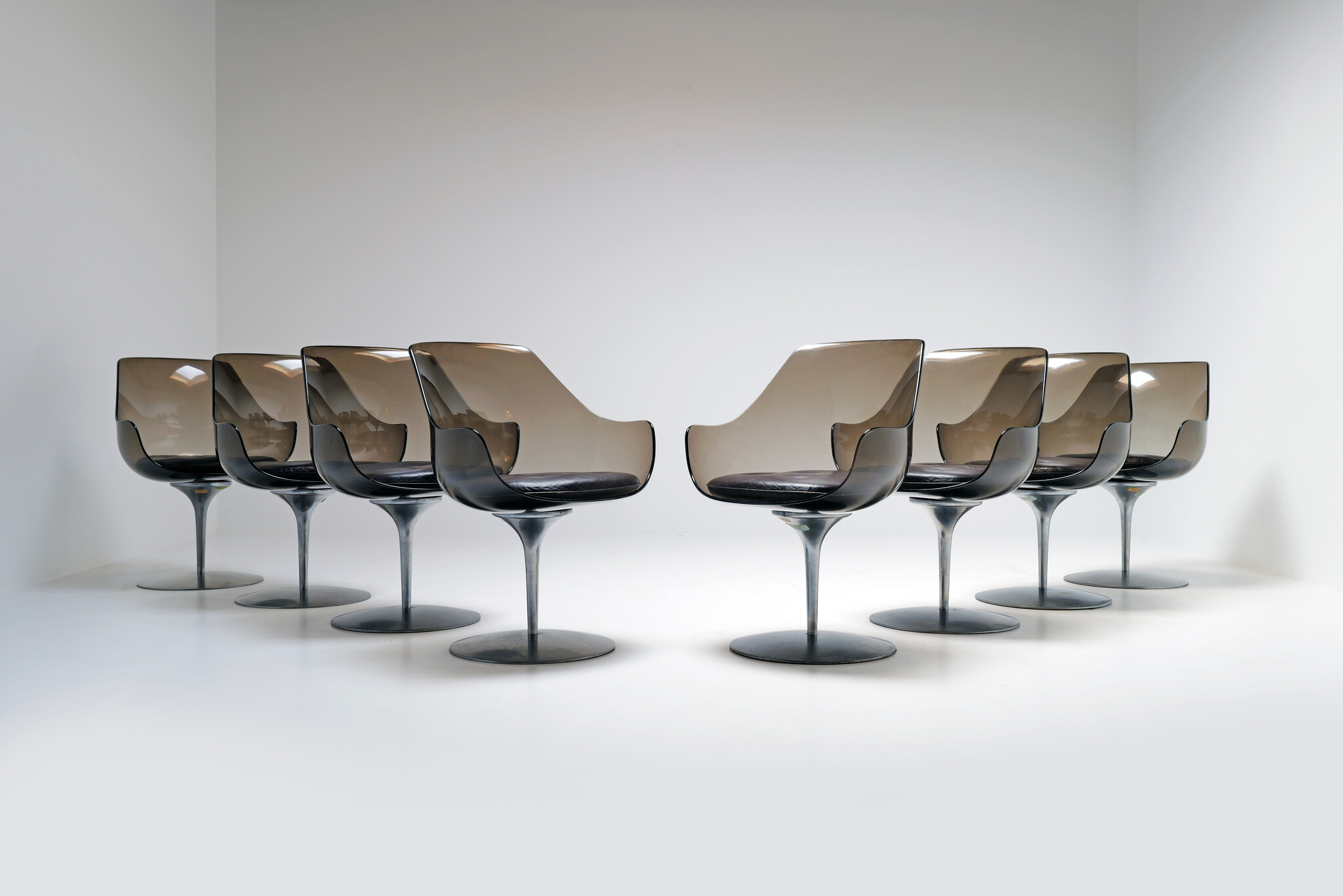 Ensemble de 8 chaises Champagne par Estelle & Erwin Laverne, 1962