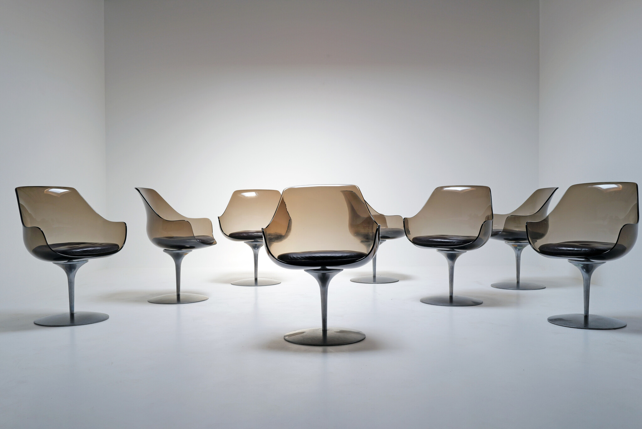Ensemble de 8 chaises Champagne par Estelle & Erwin Laverne, 1962