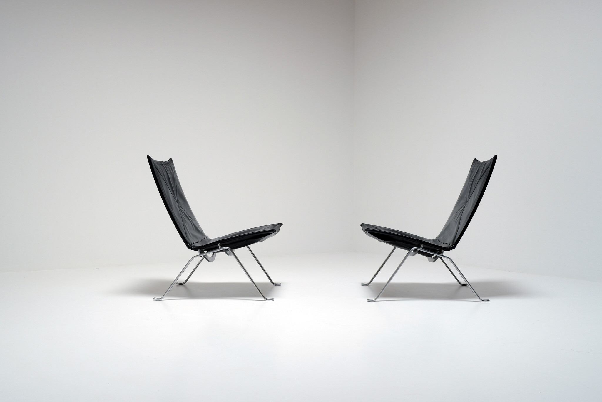 Set PK22 chairs Poul Kjærholm produced by Fritz Hansen, 1957