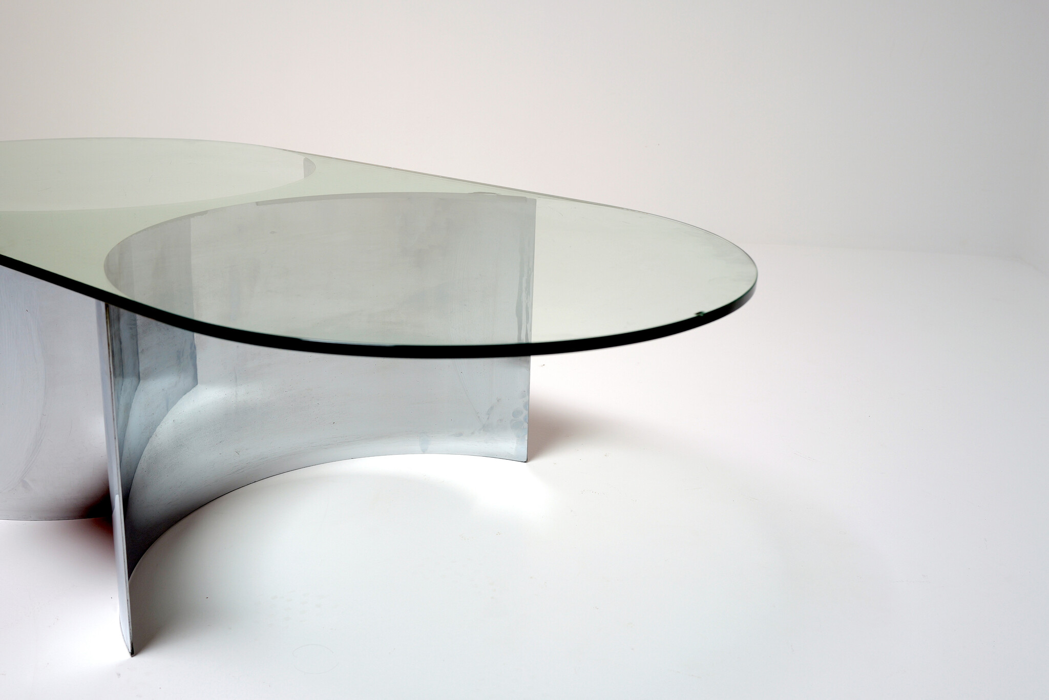 Table basse Giuseppe Raimondi modèle Jorn 3102, Italie années 70