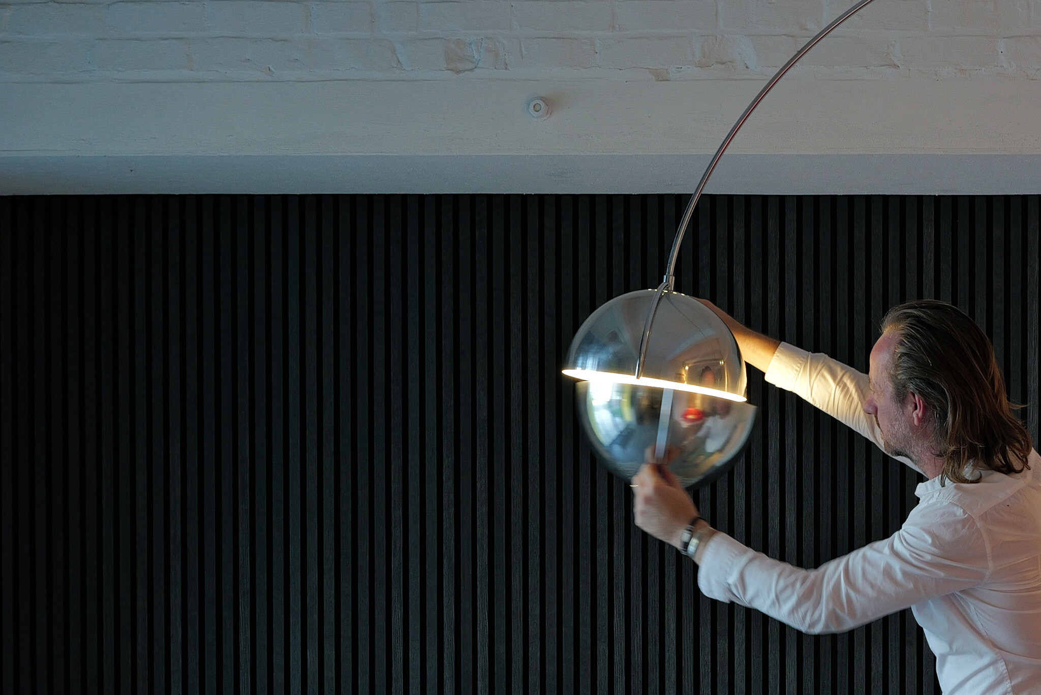 Lampe à arc italienne chromée, années 1970