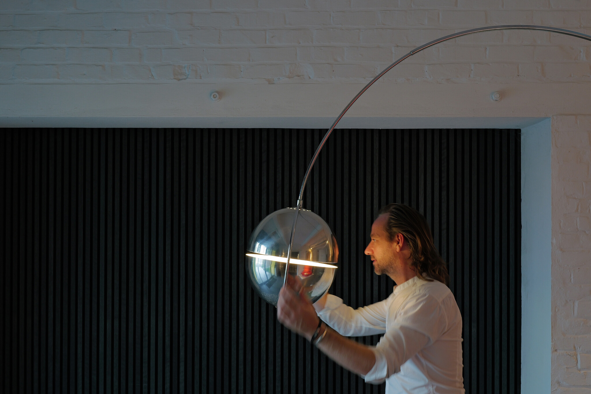 Lampe à arc italienne chromée, années 1970