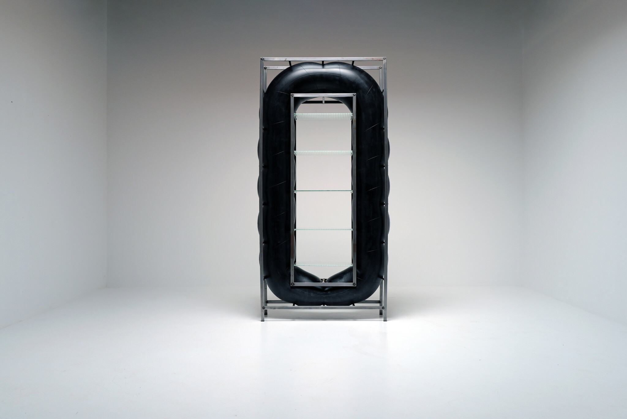 Inner Tube Shelf Unit van Pentagon Group voor Reinhard Müller, 1980's