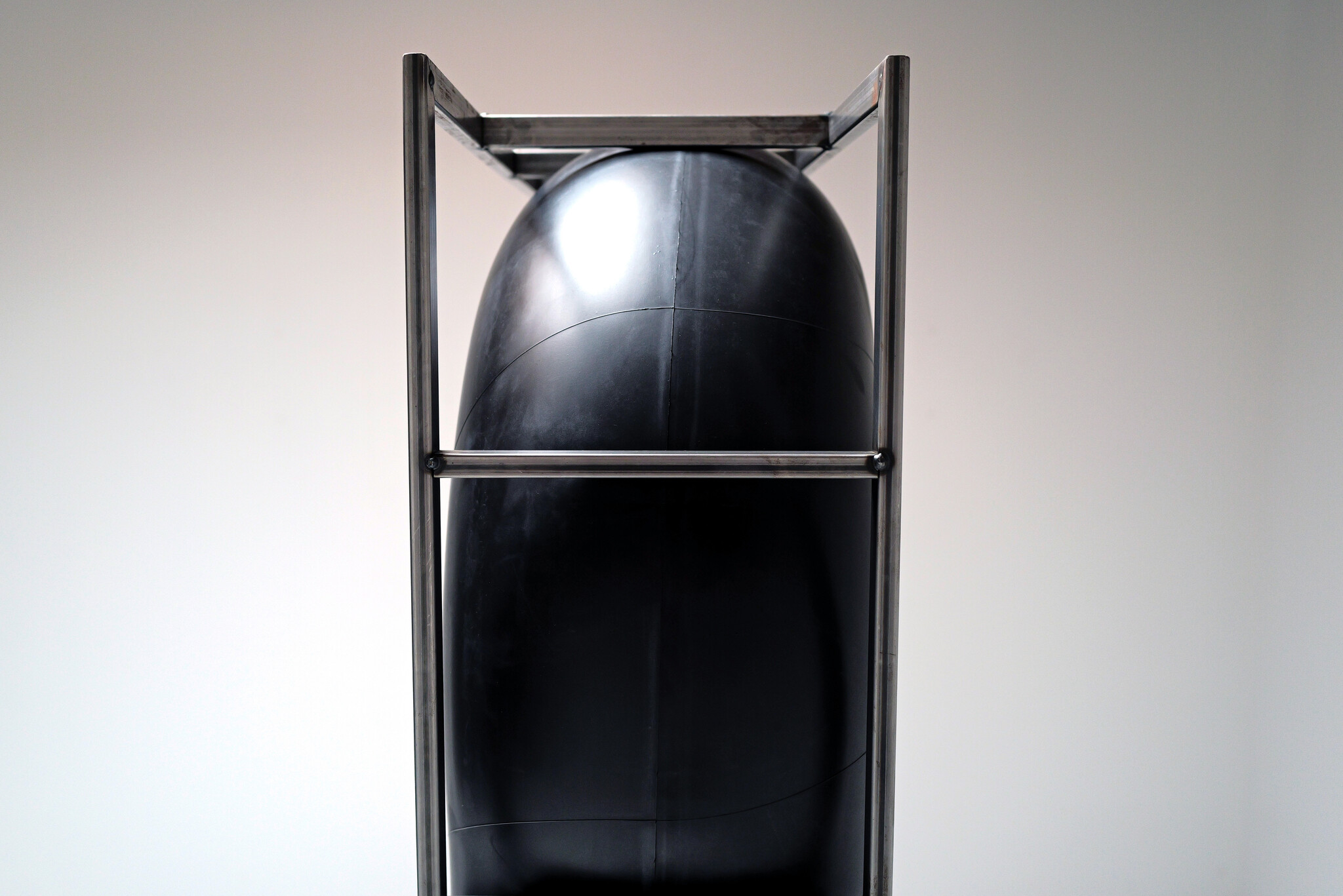 Inner Tube Shelf Unit van Pentagon Group voor Reinhard Müller, 1980's