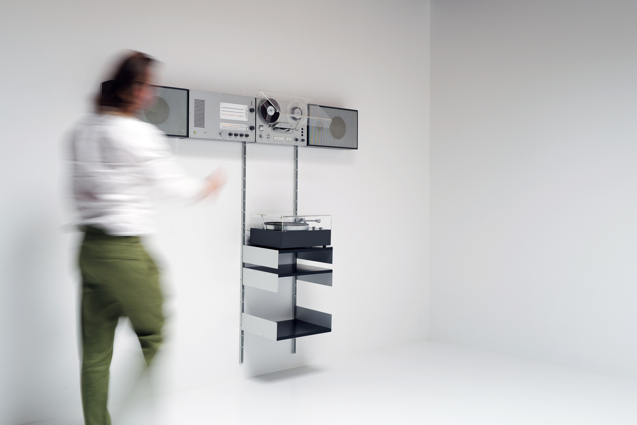 Braun wall unit Stereo Wandanlage "BLACK EDITION" By Dieter Rams, 1960's