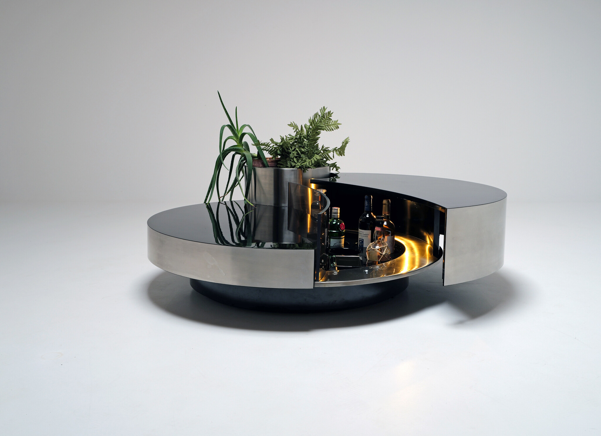 Massimo Papiri coffee table bar for Mario Sabot, 1970s