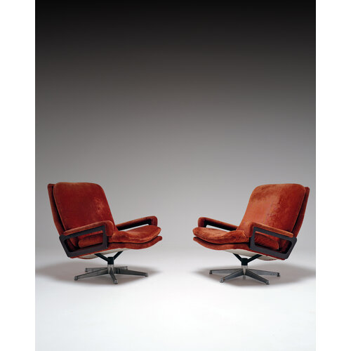 King lounge chairs André Vandenbeuck