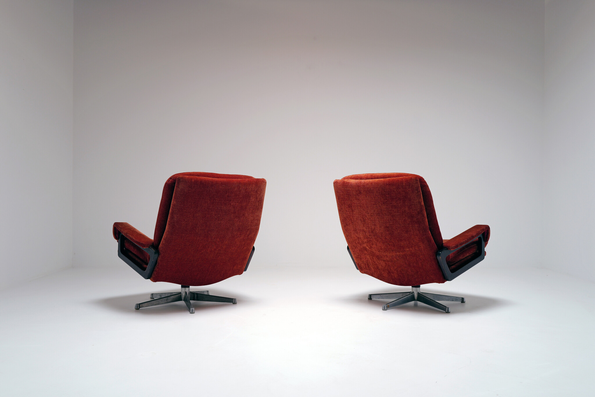 Set of King lounge chairs by André Vandenbeuck for Strässle, 1970s