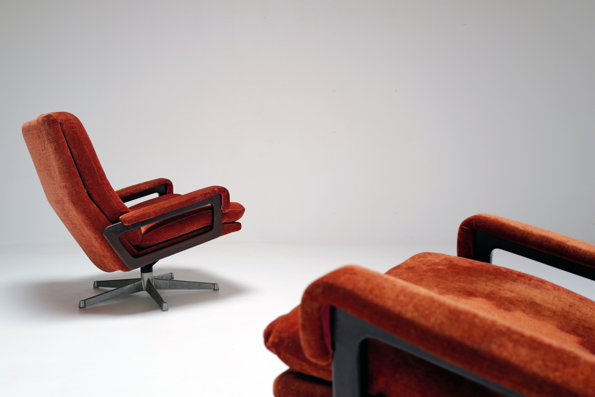 Set of King lounge chairs by André Vandenbeuck for Strässle, 1970s