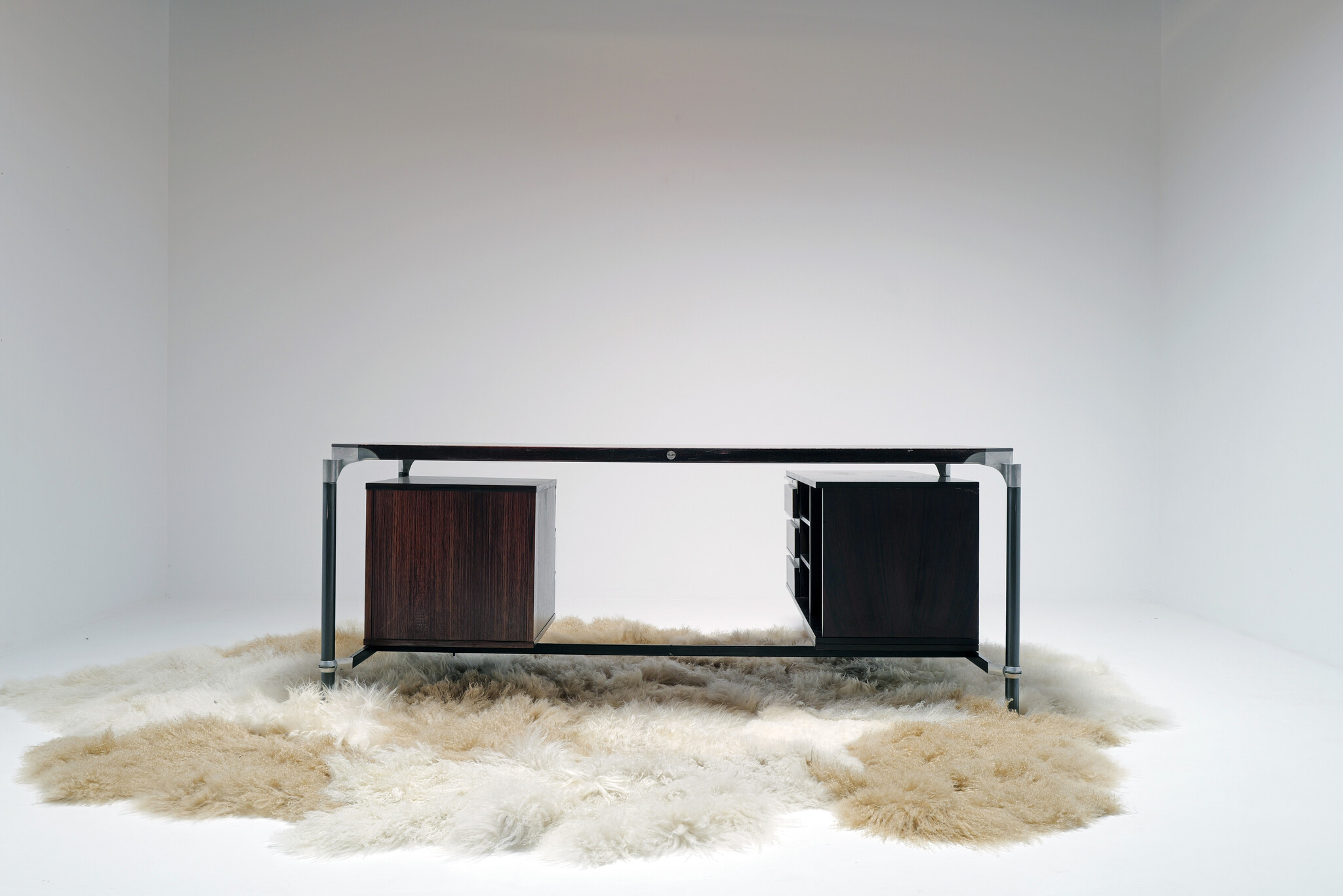 Rosewood desk by Ico Parisi for MIM Roma, 1960s