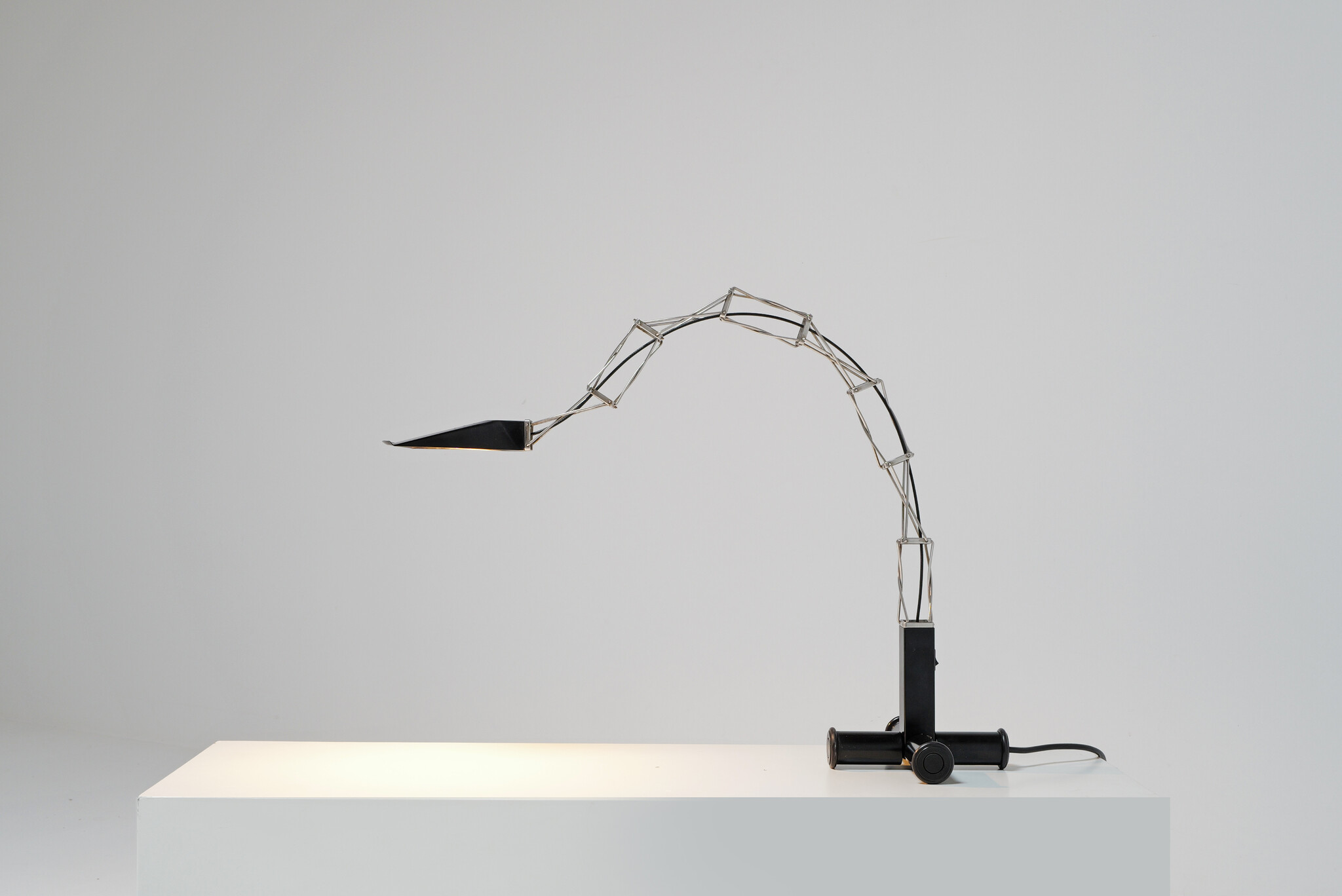 Table lamp by Yaacov Kaufmann for Lumina, 1980s