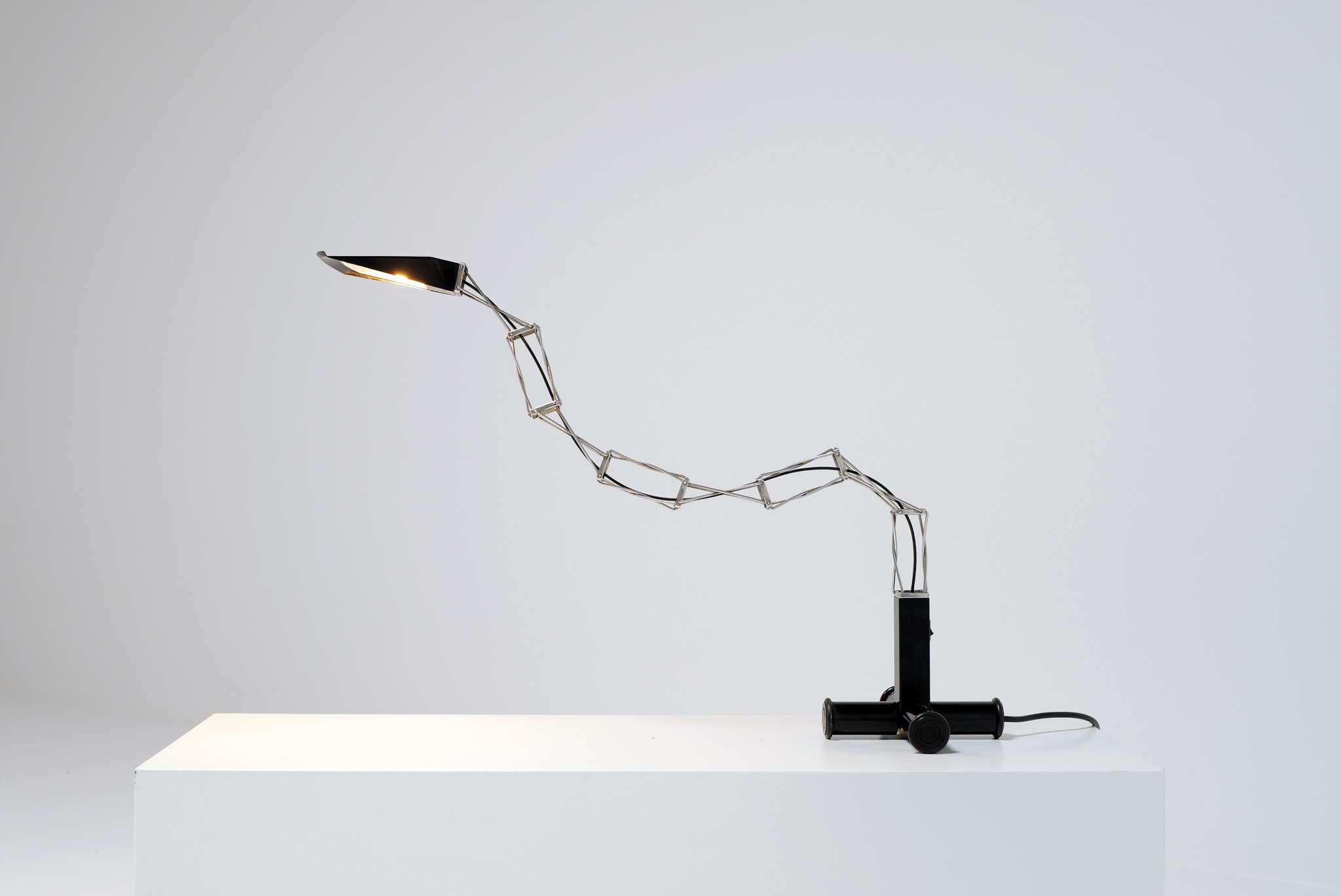 Table lamp by Yaacov Kaufmann for Lumina, 1980s