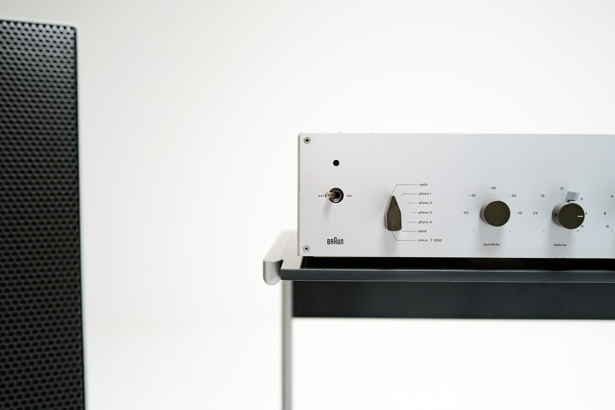 Complete Braun stereo met de LE1 speakers door Dieter Rams, 1960's