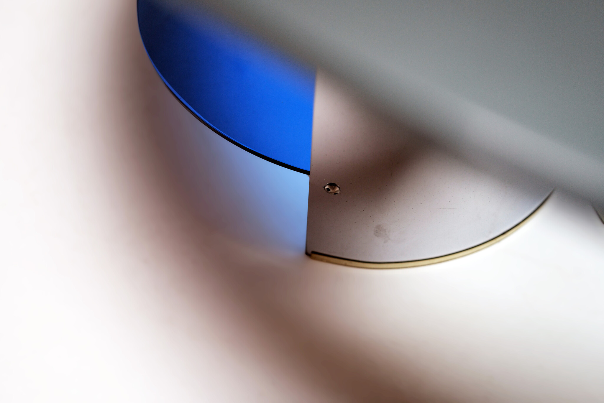 Table basse T20 Fascia Specchiata de Luigi Caccia Dominioni, années 1970