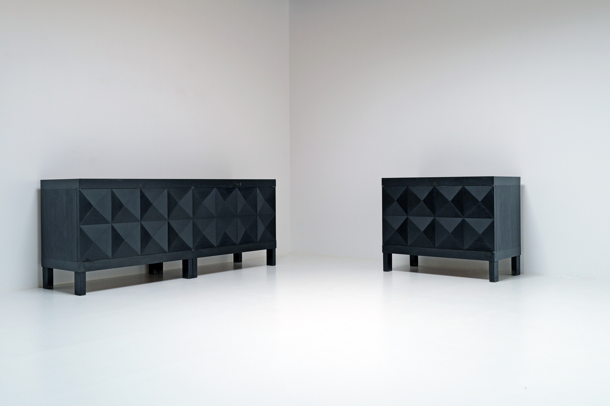 Zeldzame Brutalistische sideboard en barkast Van J. Batenburg Voor E.M.Y, Belgie 1969