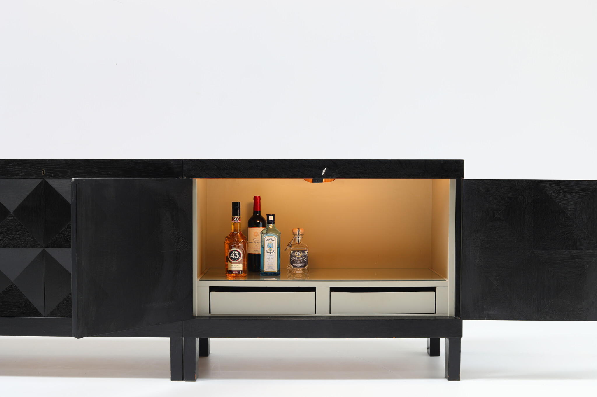 Zeldzame Brutalistische sideboard en barkast Van J. Batenburg Voor E.M.Y, Belgie 1969