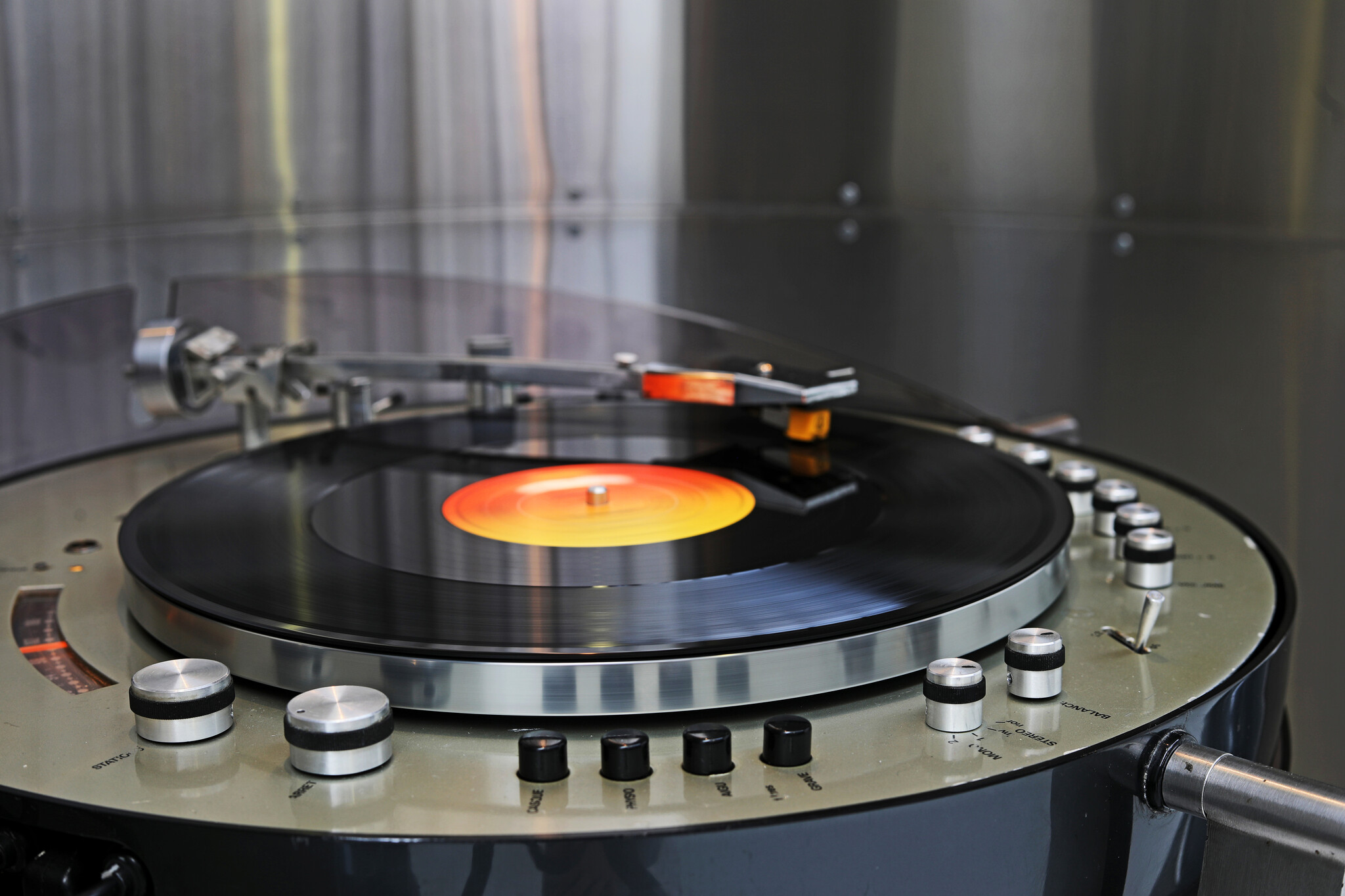 Helium Space Age globe stereo designed by Alain Carré, 1968