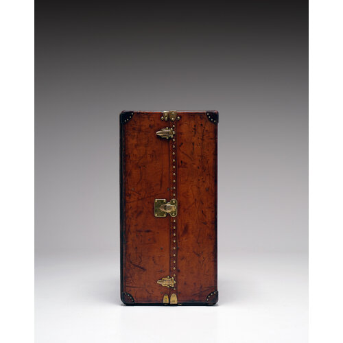 Armoire en cuir Louis Vuitton, années 1920