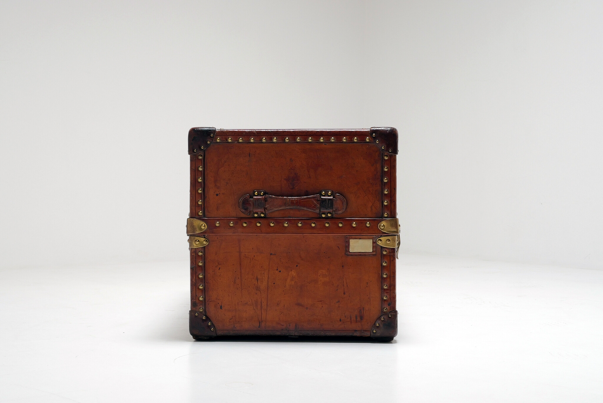 Louis Vuitton leather wardrobe trunk, 1920s