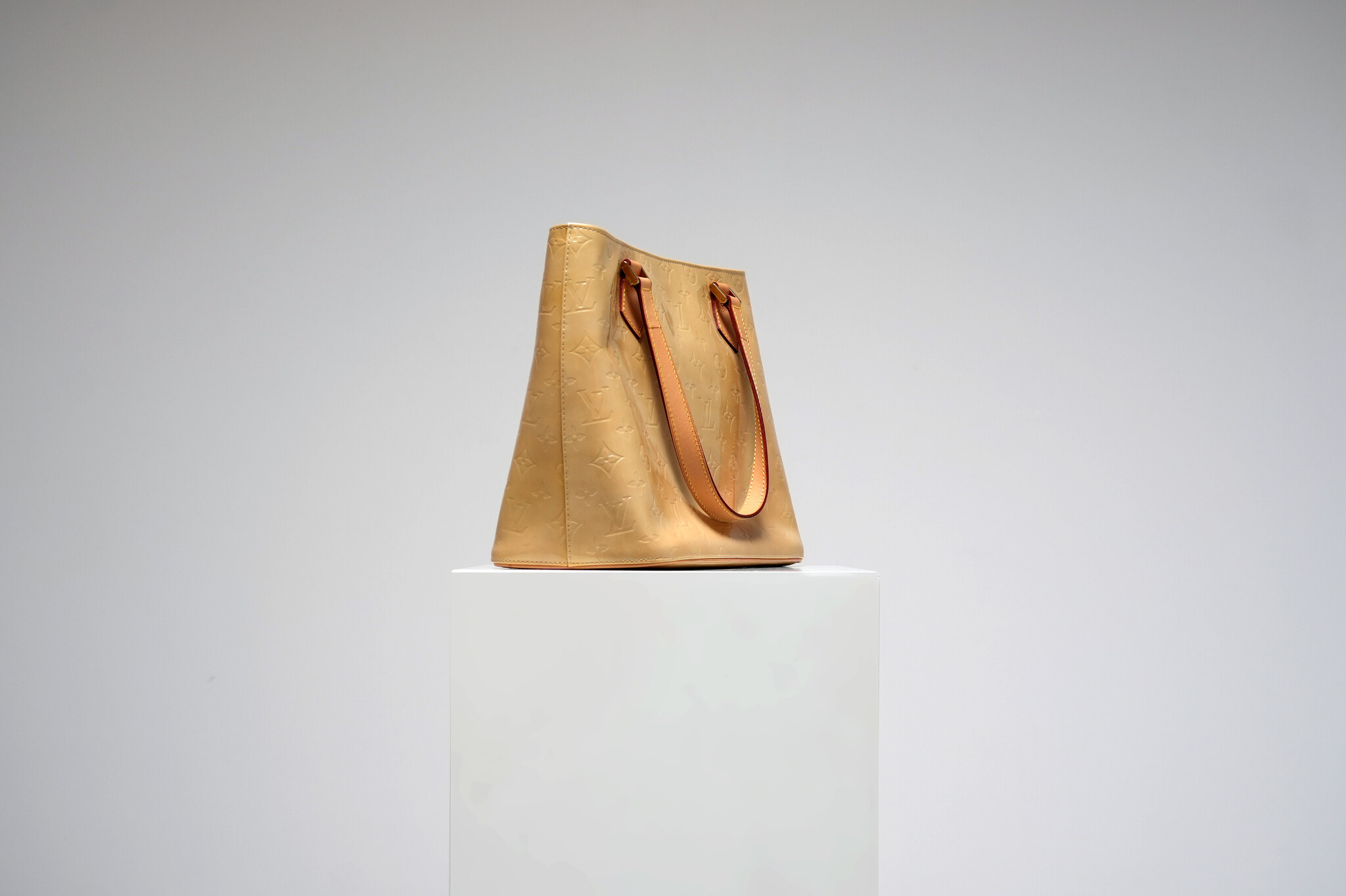 Louis Vuitton Houston Noisette Monogram Vernis Sac fourre-tout